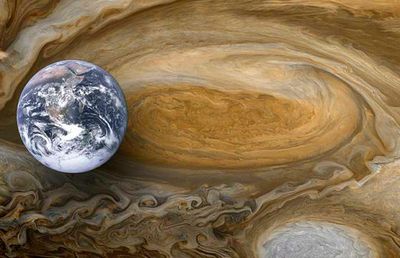 木星の台風は地球3個分