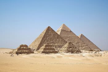 三大ピラミッド